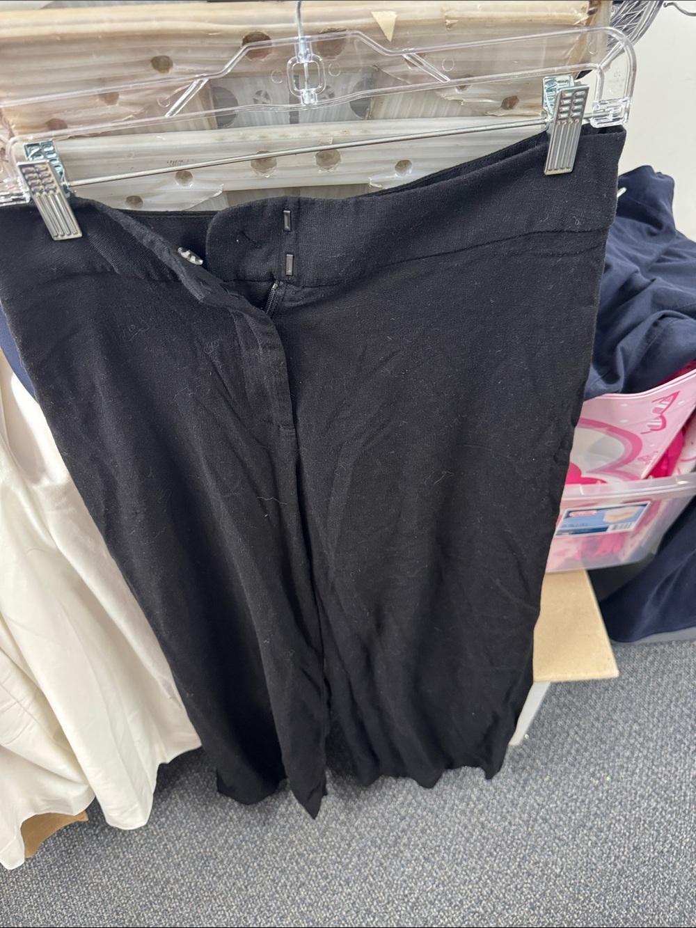Tahari ankle pants size 8 // 080626